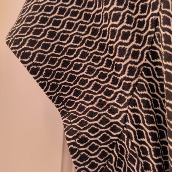 Talbots Geometric Print Dress - B/W - Size Medium (M) - Picture 7 of 9